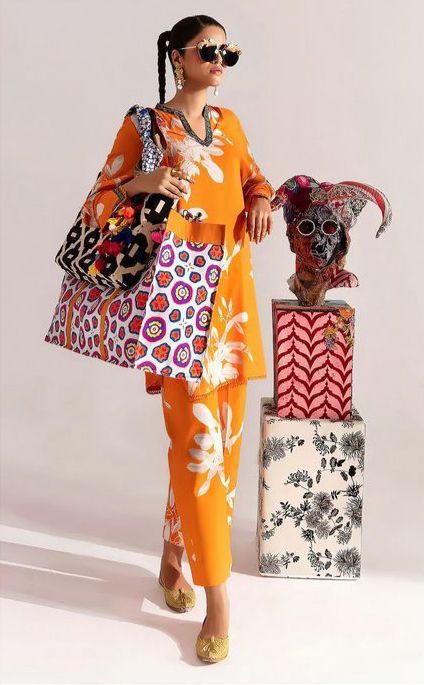 Digital printed karandi 3pc suit